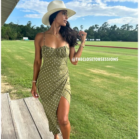 ZARA Blogger Fave Printed Ruched Midi Dress NWT LAST ONE!!! 💚 - Picture 4 of 16